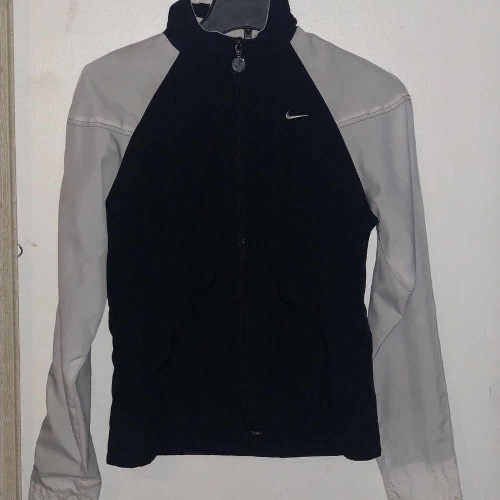 Nike windbreaker